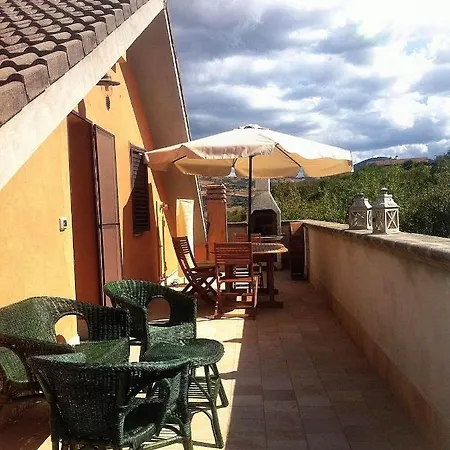 Holiday home Iridea Country